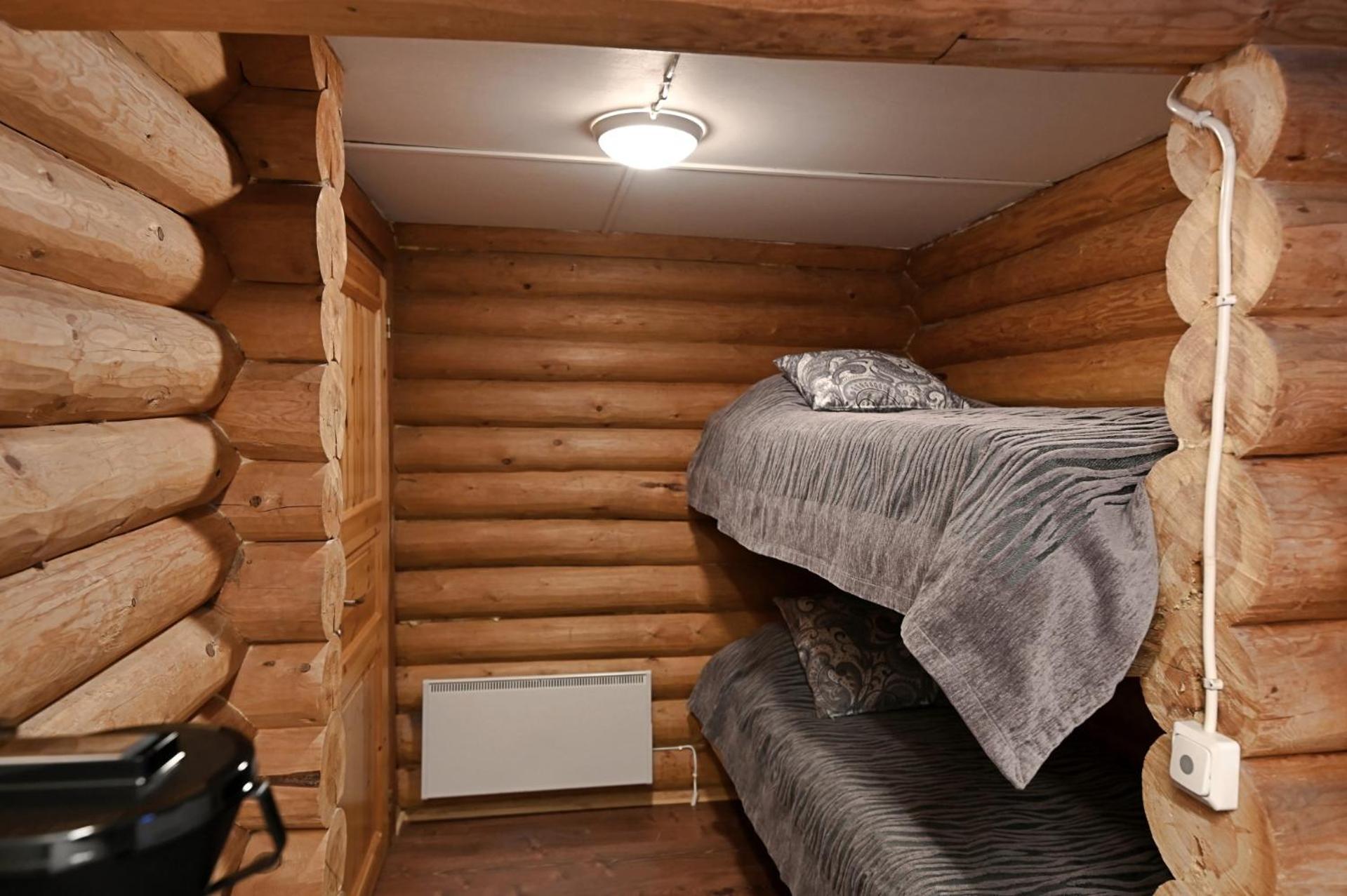 Classic Log Cabin Ski-In Ski-Out Levi Exterior photo