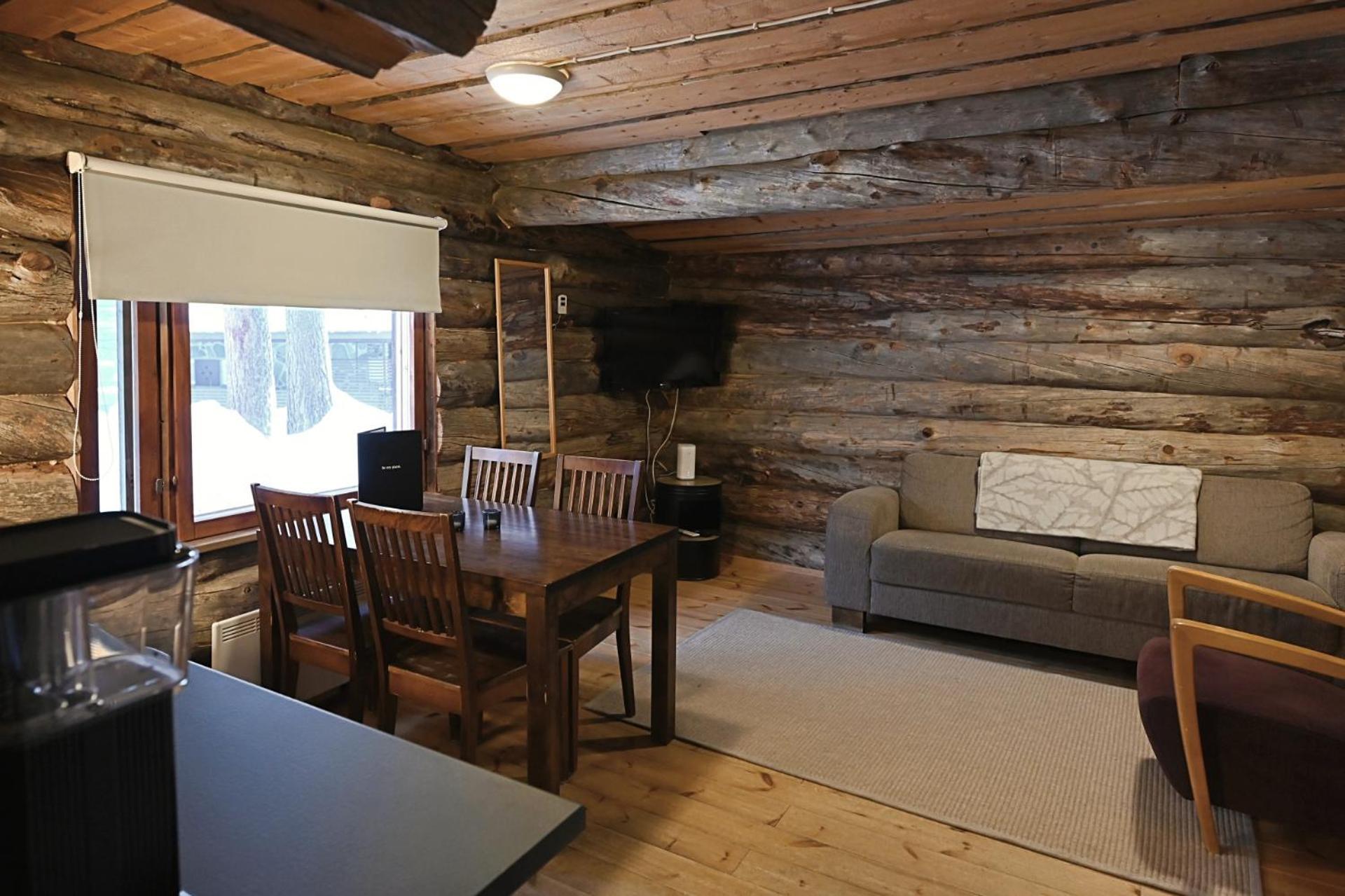 Classic Log Cabin Ski-In Ski-Out Levi Exterior photo