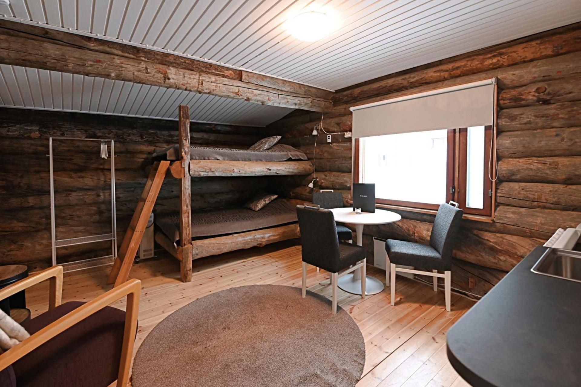 Classic Log Cabin Ski-In Ski-Out Levi Exterior photo